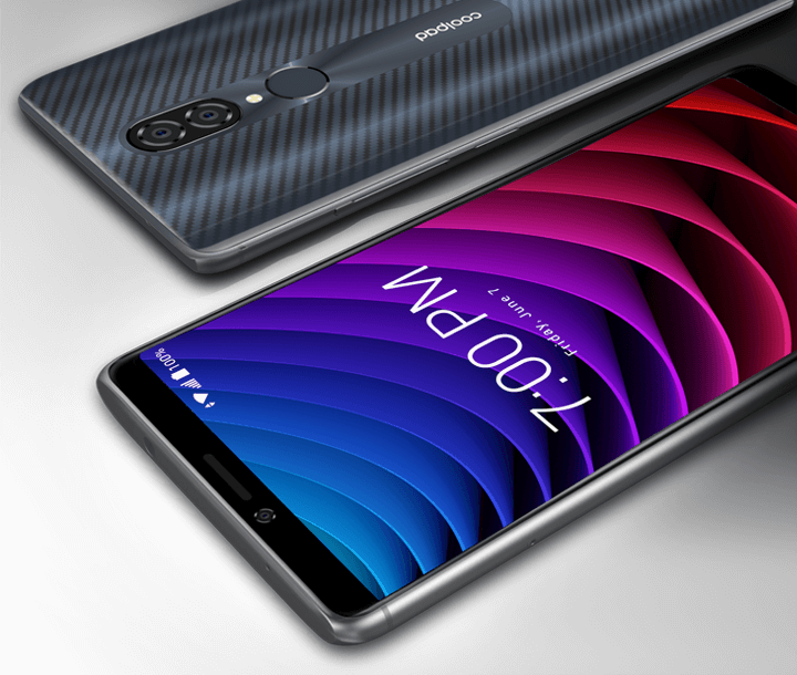 DESIGN

Premium Design
Carbon fiber accents and smooth curves compliment the Coolpad Legacy's premium design.